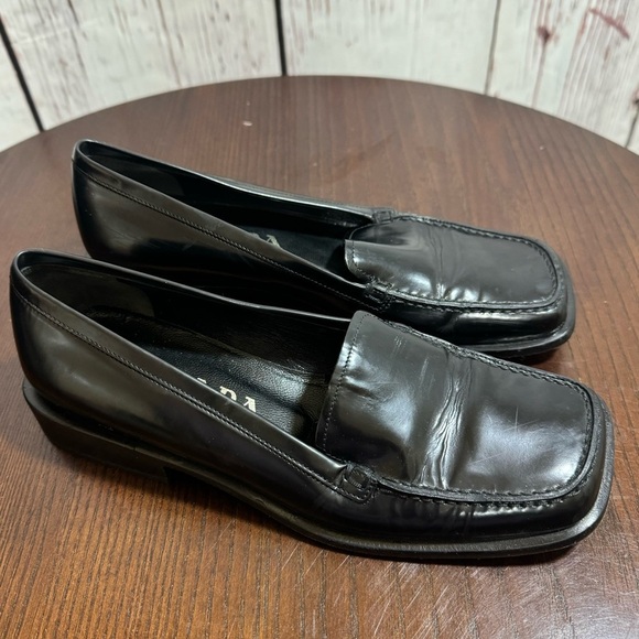 PRADA LOAFERS black patent leather vintage 90s Y2K in size 35. GUC - Picture 3 of 15